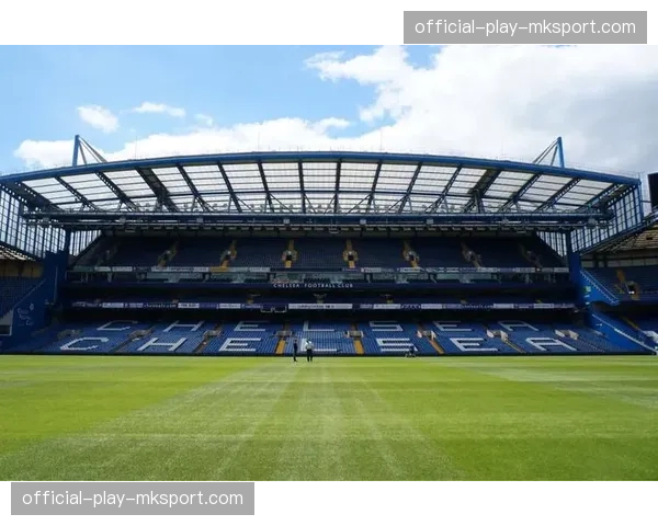 斯坦福桥球场扩建计划最新效果图公布，容量将增至6万人。